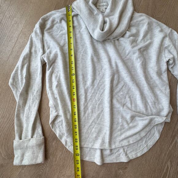 Treasure & Bond Women's Turtleneck Sweater - Size M - Picture 5 of 5